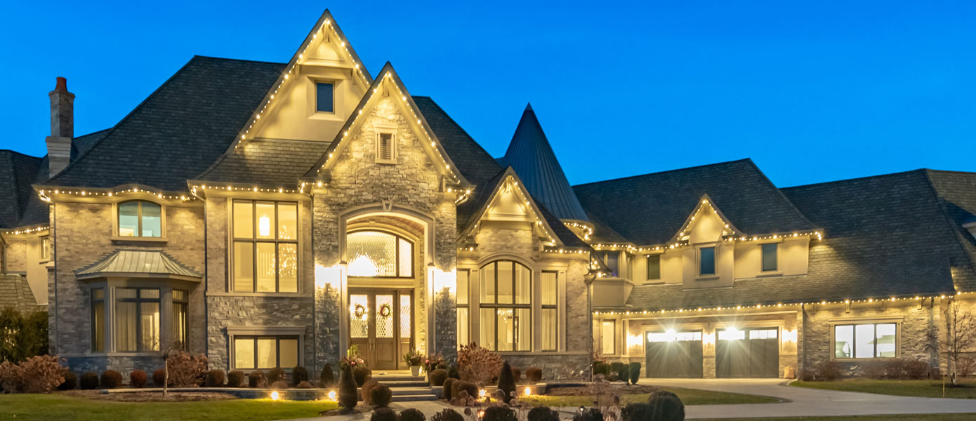 permanent holiday roofline lighting Naperville IL
